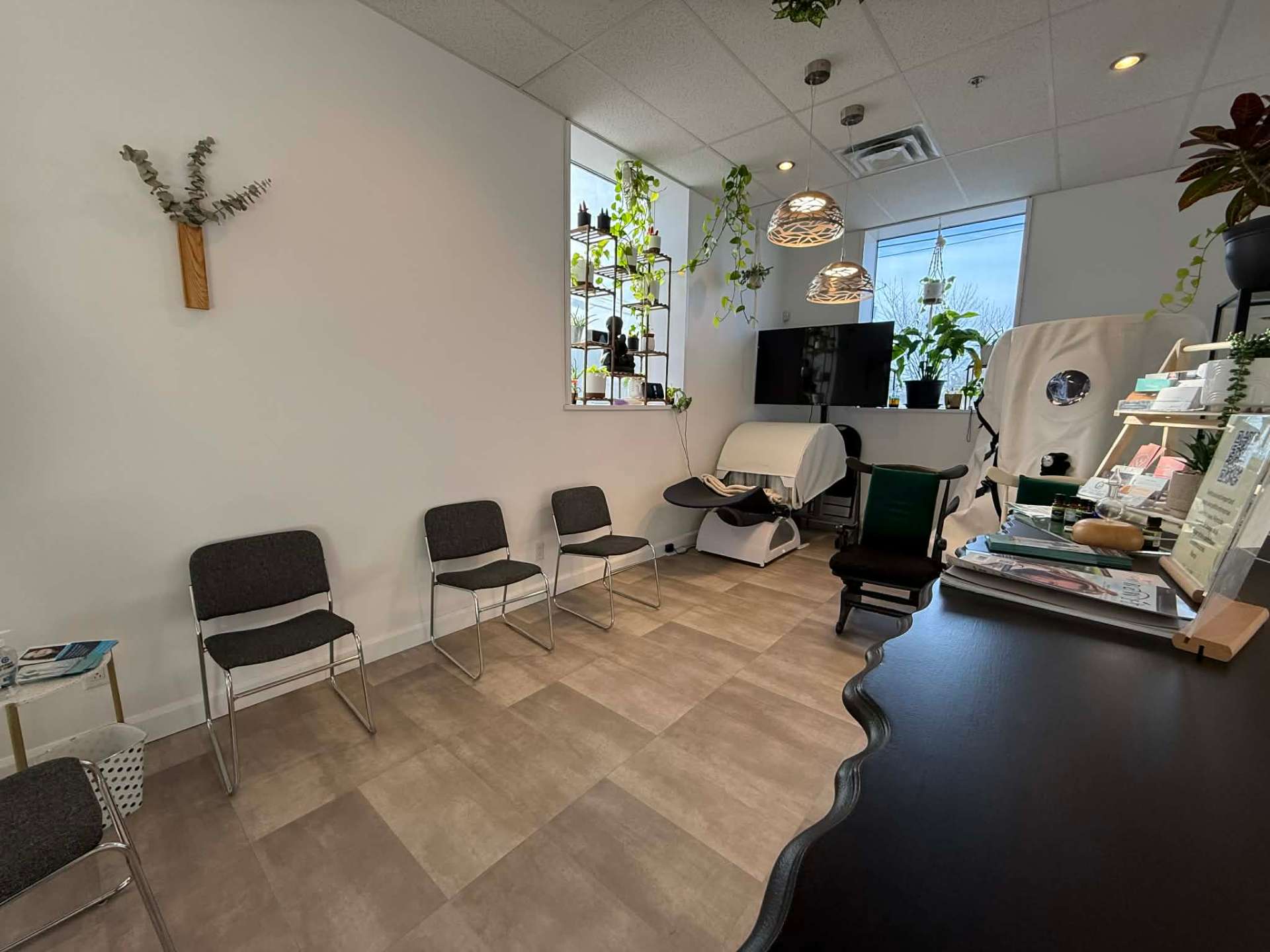 Salle d'attente paisible de la clinique